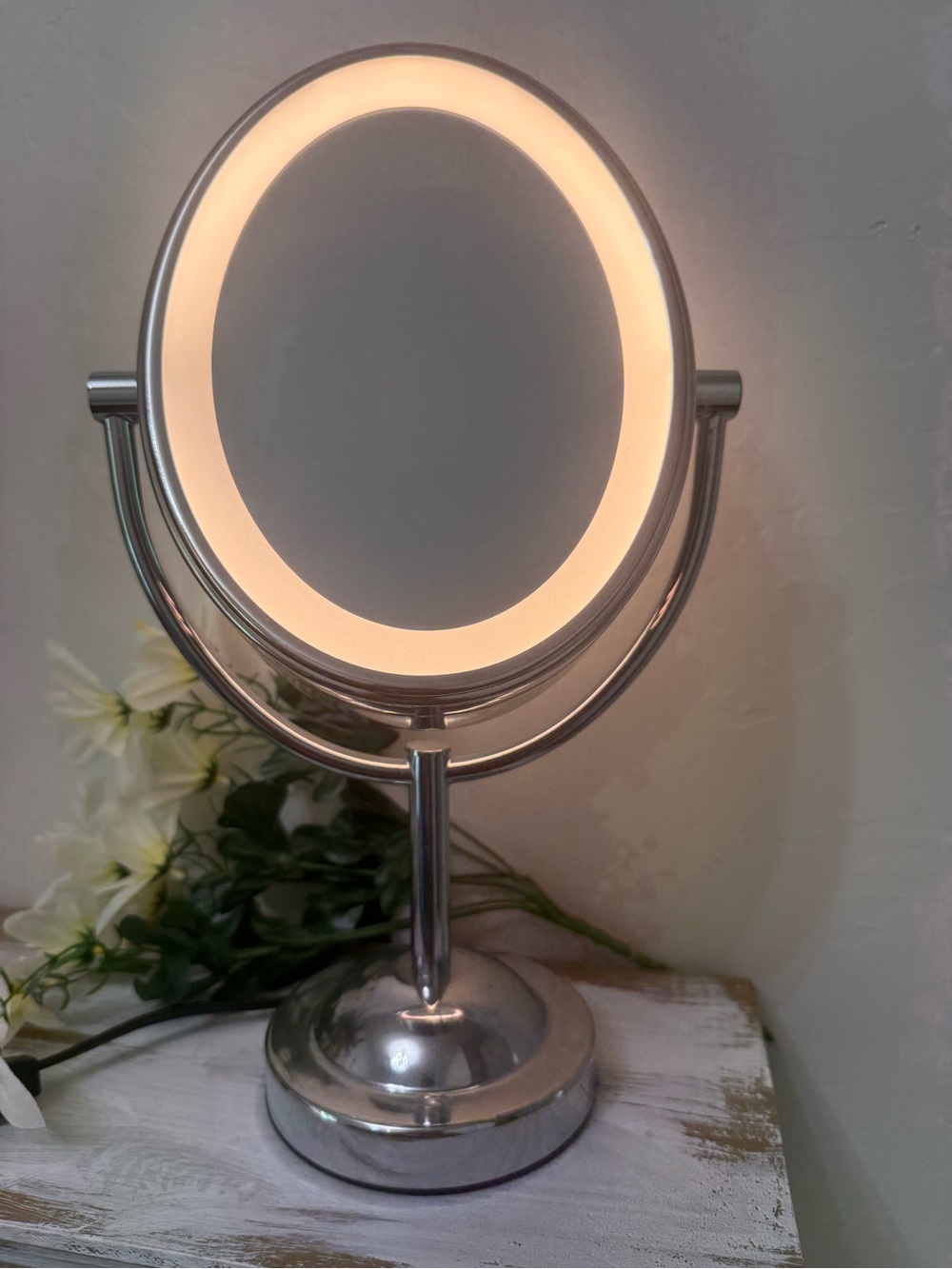Conair Silver LED Vanity Makeup Mirror – Double-Sided with Magnification